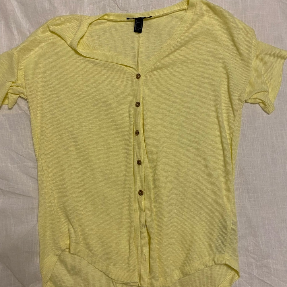 Women’s tops